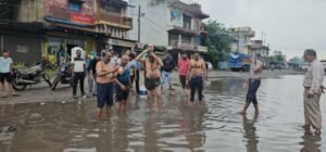 bathing on the street photo- 06