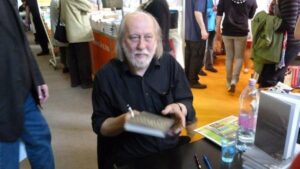 68e79f90e7eeb-lszl-krasznahorkai-nobel-prize-2025-094203200-16x9