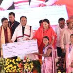 बस्तर की धरती से मातृशक्ति को बड़ा संबल.. महतारी वंदन योजना की 25वीं किश्त जारी