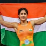 विनेश फोगाट पर WFI का बड़ा एक्शन, अनुशासनहीनता के आरोप में 26 जून तक अयोग्य घोषित