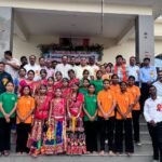 लखनपुर में शाला प्रवेश उत्सव में नवप्रवेशी विद्यार्थियों का आत्मीय स्वागत