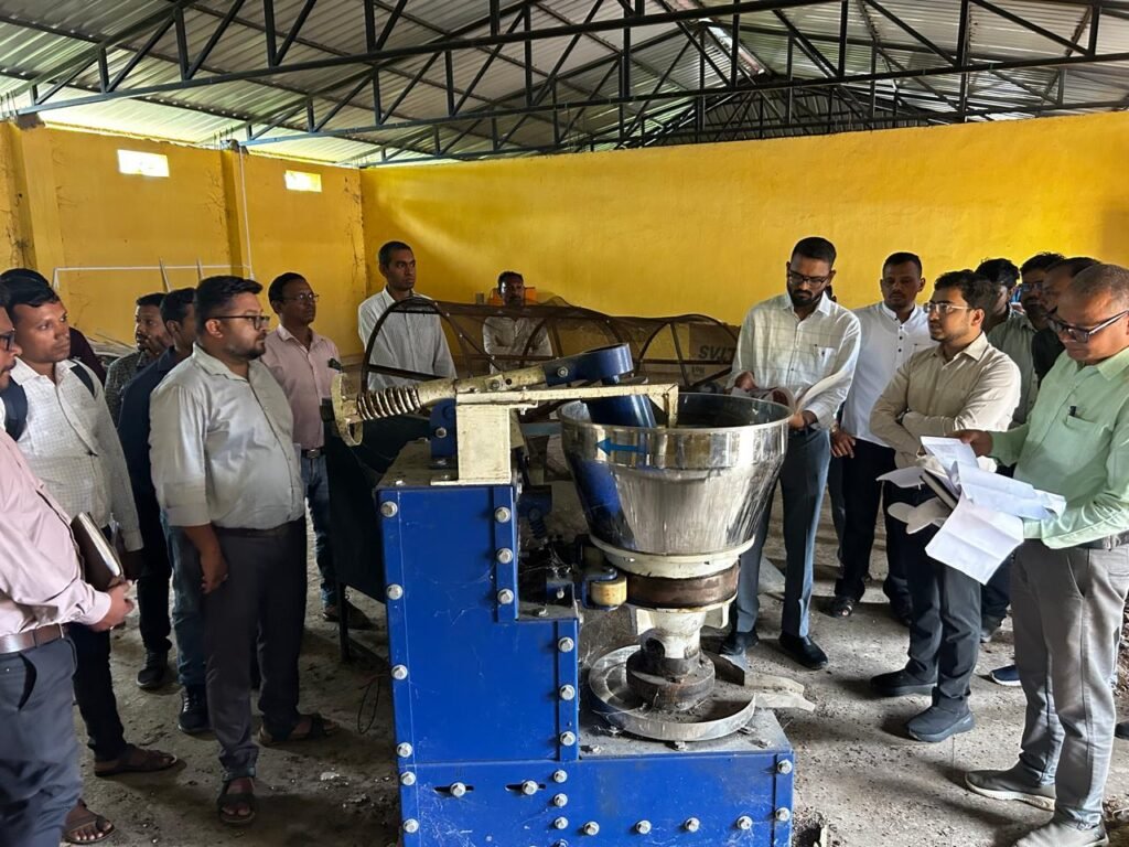जिला पँचायत सीईओ श्री जैन ने करतला ब्लॉक के विकासमूलक कार्यों की व्यापक निरीक्षण किया, गुणवत्ता के साथ निर्माण कार्यों को समय-सीमा में पूर्ण करने के दिए निर्देश