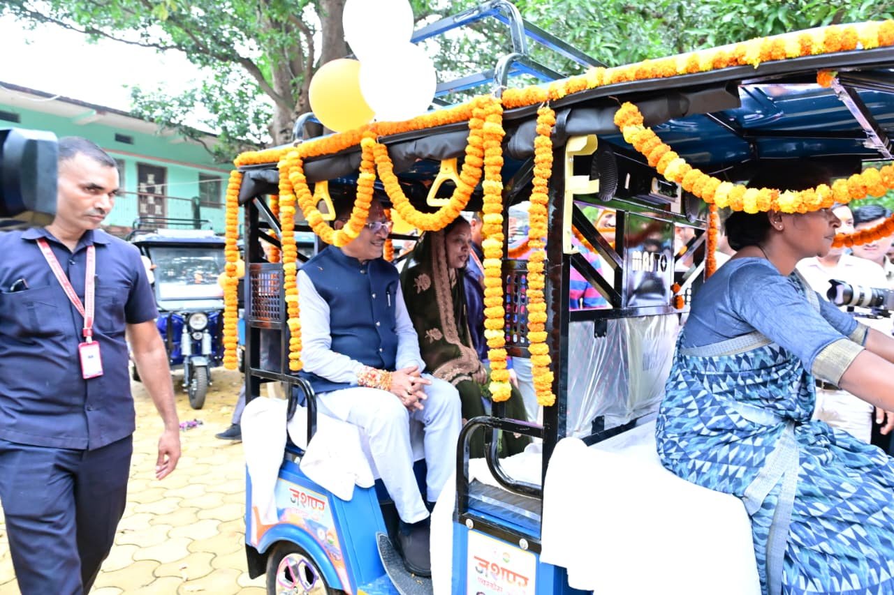 मुख्यमंत्री विष्णु देव साय ने ‘जशपुर एक्सप्रेस’ योजना का किया शुभारंभ