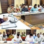 प्रभारी सचिव ने विकास कार्यों और योजनाओं की प्रगति की समीक्षा की